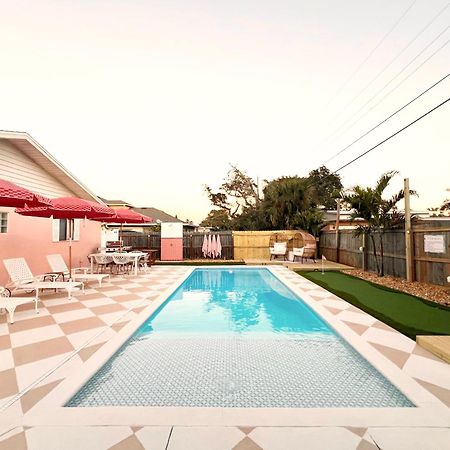 Luxury Villa 3 Blocks From The Beach With A Pool, Fire Pit And Outdoor Oasis Κέιπ Κανάβεραλ Εξωτερικό φωτογραφία